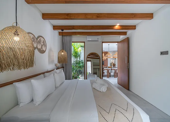 Modern 2br Pool Villa, 5 Min To Canggu & Seminyak Villa