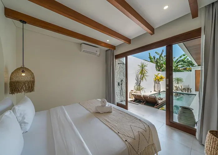 Modern 2br Pool Villa, 5 Min To Canggu & Seminyak Villa